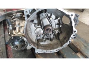 Gebruikte Versnellingsbak Volkswagen New Beetle (9C1/9G1) 1.9 TDI 90 Prijs € 150,00 Margeregeling aangeboden door Autodemontage van de Laar