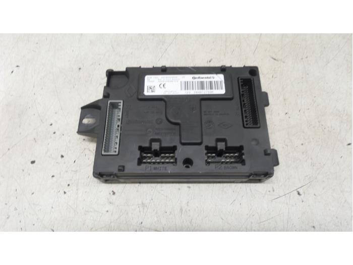 Computer Body Control van een Dacia Sandero II 1.2 16V 2016