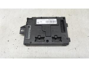 Gebruikte Module Bodycontrol Dacia Sandero II 1.2 16V Prijs € 80,00 Margeregeling aangeboden door Autodemontage van de Laar