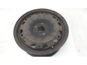 Gebruikte Velg Skoda Roomster (5J) 1.2 TDI 12V Prijs op aanvraag aangeboden door Autodemontage van de Laar