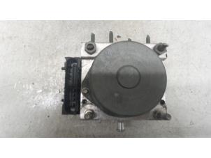 Gebruikte ABS Pomp Nissan Micra (K12) 1.2 16V Prijs € 125,00 Margeregeling aangeboden door Autodemontage van de Laar