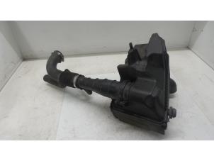 Gebruikte Luchtfilterhuis Renault Kangoo Express (FW) 1.5 dCi 70 Prijs op aanvraag aangeboden door Autodemontage van de Laar