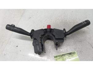 Gebruikte Schakelaar Stuurkolom (licht) Ford Ka I 1.3i Prijs op aanvraag aangeboden door Autodemontage van de Laar