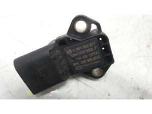 Gebruikte Map Sensor (inlaatspruitstuk) Volkswagen CC (358) 2.0 TDI 16V 177 Prijs € 25,00 Margeregeling aangeboden door Autodemontage van de Laar