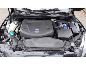 Gebruikte Versnellingsbak Volvo V40 (MV) 2.0 D4 16V Prijs € 500,00 Margeregeling aangeboden door Autodemontage van de Laar