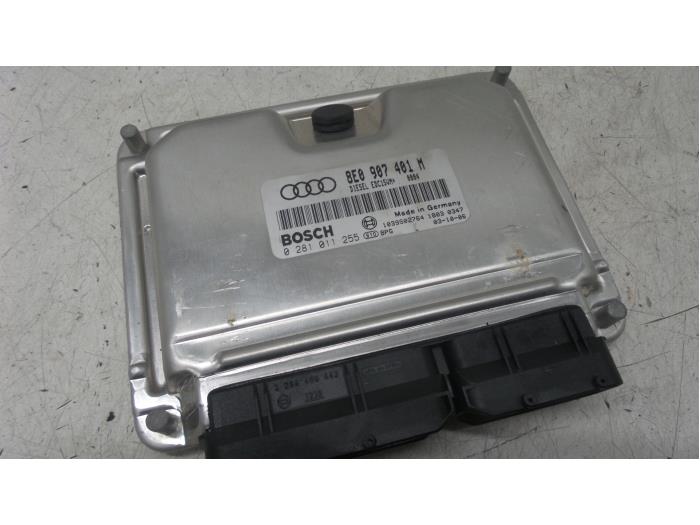 Gebruikte Computer Motormanagement Audi A4 Avant (B6) 2.5 TDI 24V Prijs € 100,00 Margeregeling aangeboden door Autodemontage van de Laar