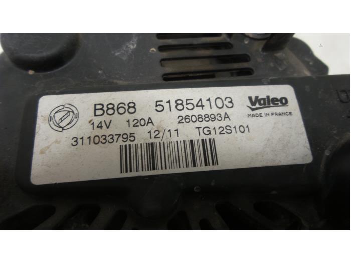 Dynamo van een Peugeot Bipper (AA) 1.3 HDI 2011