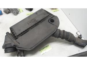 Gebruikte Luchtfilterhuis Peugeot Bipper (AA) 1.3 HDI Prijs op aanvraag aangeboden door Autodemontage van de Laar