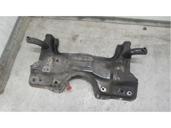 Gebruikte Subframe Fiat Doblo Cargo (263) 1.3 D Multijet Prijs op aanvraag aangeboden door Autodemontage van de Laar