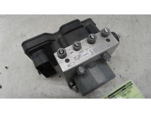 Gebruikte ABS Pomp Renault Captur (2R) Prijs op aanvraag aangeboden door Autodemontage van de Laar