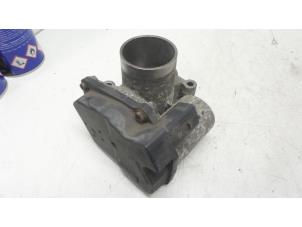 Gebruikte Gasklephuis Volkswagen Fox (5Z) 1.4 16V Prijs € 50,00 Margeregeling aangeboden door Autodemontage van de Laar