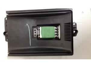 Gebruikte Kachel Weerstand Volkswagen New Beetle (1Y7) 1.9 TDI Prijs € 30,00 Margeregeling aangeboden door Autodemontage van de Laar