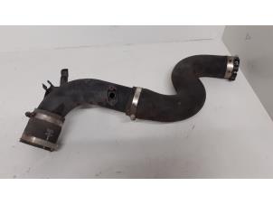 Gebruikte Intercooler Slang Volkswagen Crafter 2.0 TDI 16V Prijs € 90,00 Margeregeling aangeboden door Autodemontage van de Laar