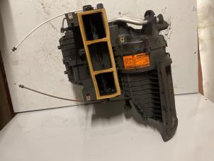 Gebruikte Kachelhuis Renault Megane II (BM/CM) 1.5 dCi 80 Prijs € 140,00 Margeregeling aangeboden door Autodemontage van de Laar