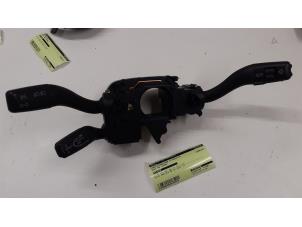 Gebruikte Combischakelaar Stuurkolom Audi A6 (C5) 1.9 TDI 115 Prijs € 80,00 Margeregeling aangeboden door Autodemontage van de Laar