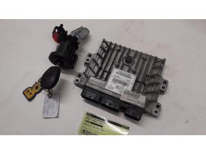 Gebruikte Computer Motormanagement Renault Kangoo Express (FW) 1.5 dCi 75 Prijs € 140,00 Margeregeling aangeboden door Autodemontage van de Laar