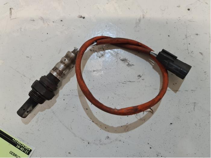 Gebruikte Lambda Sonde Renault Twingo II (CN) 1.2 16V Prijs € 40,00 Margeregeling aangeboden door Autodemontage van de Laar