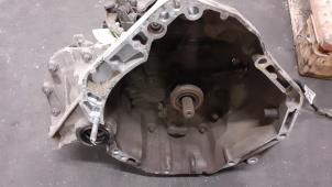Gebruikte Versnellingsbak Renault Twingo III (AH) 1.0 SCe 70 12V Prijs € 350,00 Margeregeling aangeboden door Autodemontage van de Laar