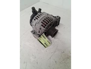 Gebruikte Dynamo Opel Zafira (F75) 2.2 16V Prijs € 50,00 Margeregeling aangeboden door Autodemontage van de Laar