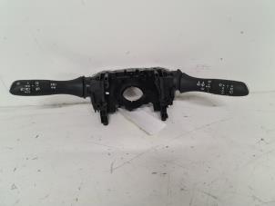 Gebruikte Licht + Raw Schakelaar Renault Megane IV Estate (RFBK) 1.5 Energy dCi 110 Prijs € 121,00 Inclusief btw aangeboden door Autodemontage van de Laar