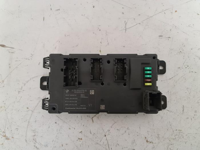 Gebruikte Computer Body Control BMW 1 serie (F20) 118i 1.5 TwinPower 12V Prijs € 150,00 Margeregeling aangeboden door Autodemontage van de Laar