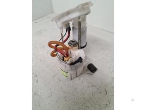 Gebruikte Benzinepomp BMW 1 serie (F20) 118i 1.5 TwinPower 12V Prijs € 200,00 Margeregeling aangeboden door Autodemontage van de Laar