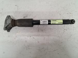 Gebruikte Schokdemper links-achter BMW 1 serie (F20) 118i 1.5 TwinPower 12V Prijs € 75,00 Margeregeling aangeboden door Autodemontage van de Laar