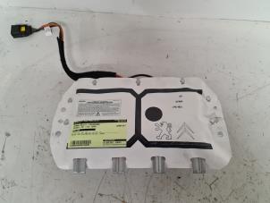 Gebruikte Airbag rechts (Dashboard) Peugeot 207/207+ (WA/WC/WM) 1.4 16V VTi Prijs € 100,00 Margeregeling aangeboden door Autodemontage van de Laar