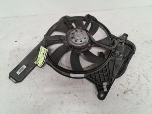 Gebruikte Koelvin Opel Meriva 1.7 CDTI 16V Prijs € 50,00 Margeregeling aangeboden door Autodemontage van de Laar