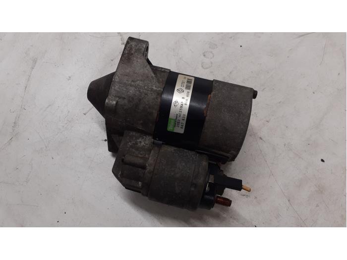 Gebruikte Startmotor Renault Clio II (BB/CB) 1.2 16V Prijs € 40,00 Margeregeling aangeboden door Autodemontage van de Laar