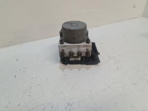 Gebruikte ABS Pomp Peugeot 107 1.0 12V Prijs € 50,00 Margeregeling aangeboden door Autodemontage van de Laar