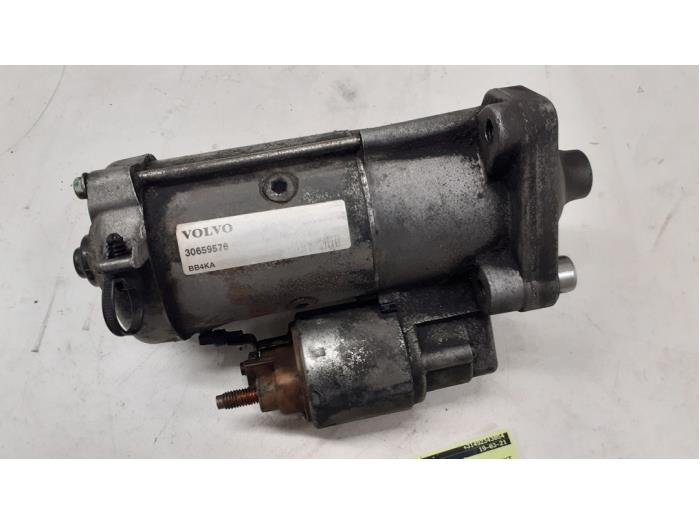 Gebruikte Startmotor Volvo V40 (MV) 2.0 D4 16V Prijs € 60,00 Margeregeling aangeboden door Autodemontage van de Laar