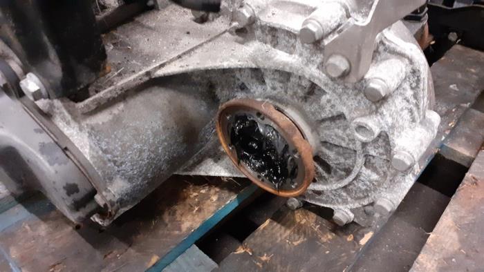 Versnellingsbak van een Audi A1 (8X1/8XK) 1.6 TDI 16V 2013