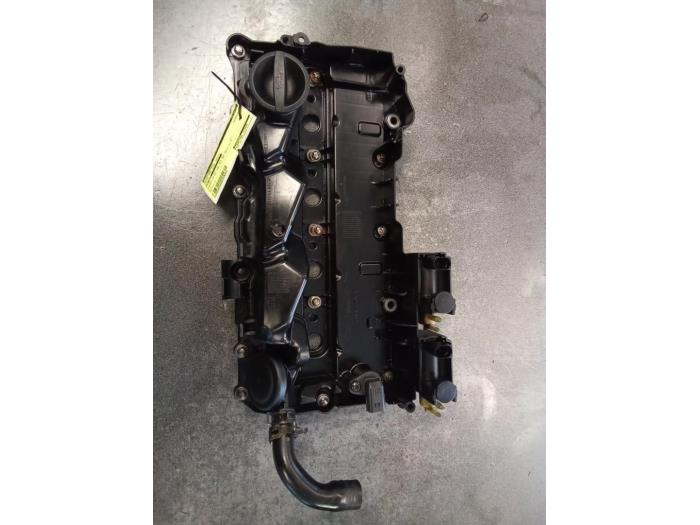 Gebruikte Kleppendeksel Volvo V40 (MV) 2.0 D4 16V Prijs € 60,00 Margeregeling aangeboden door Autodemontage van de Laar
