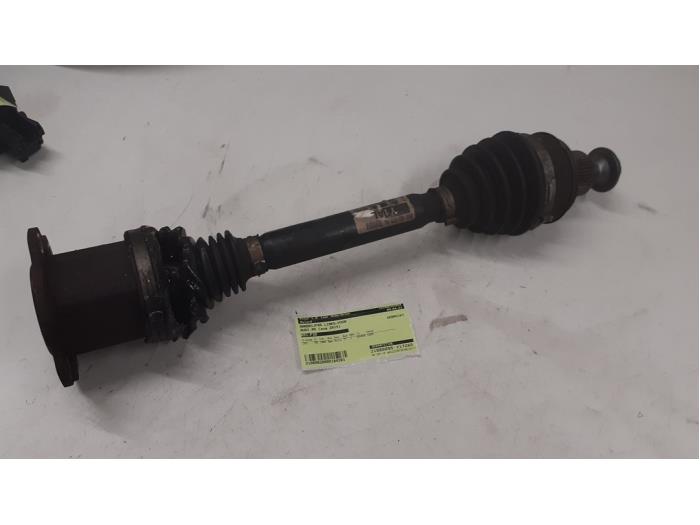 Gebruikte Aandrijfas links-voor Audi S5 Limousine (FU2) 2.0 TFSI 16V Prijs € 140,00 Margeregeling aangeboden door Autodemontage van de Laar