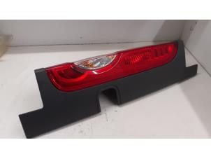 Gebruikte Achterlicht rechts Renault Trafic Prijs € 70,00 Margeregeling aangeboden door Autodemontage van de Laar