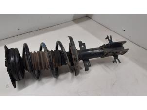 Gebruikte Mac Phersonpoot rechts-voor Renault Laguna Prijs € 80,00 Margeregeling aangeboden door Autodemontage van de Laar