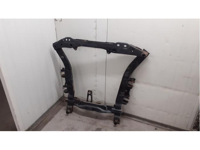 Gebruikte Subframe Dacia Duster (HS) 1.5 dCi Prijs € 100,00 Margeregeling aangeboden door Autodemontage van de Laar