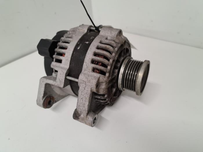Gebruikte Dynamo Opel Astra J (PC6/PD6/PE6/PF6) 1.4 Turbo 16V Prijs € 100,00 Margeregeling aangeboden door Autodemontage van de Laar
