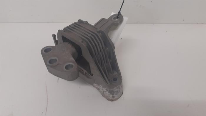 Gebruikte Motorsteun Opel Astra J (PC6/PD6/PE6/PF6) 1.4 Turbo 16V Prijs € 50,00 Margeregeling aangeboden door Autodemontage van de Laar