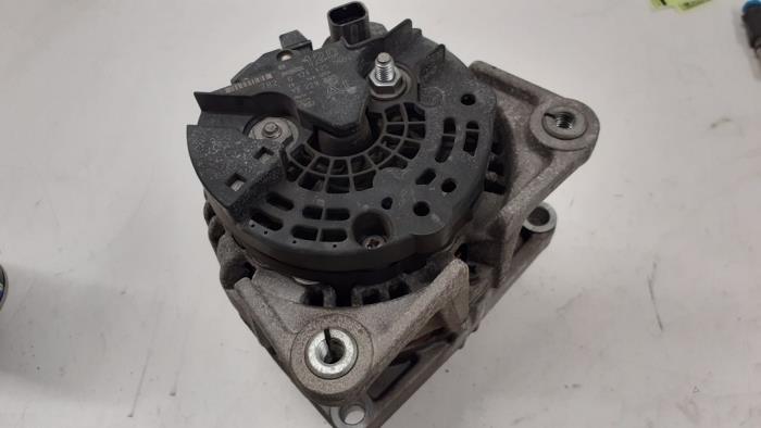 Gebruikte Dynamo Opel Astra H SW (L35) 1.6 16V Twinport Prijs € 60,00 Margeregeling aangeboden door Autodemontage van de Laar