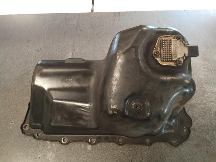 Gebruikte Carterpan BMW 3 serie (E90) 320i 16V Prijs € 60,00 Margeregeling aangeboden door Autodemontage van de Laar