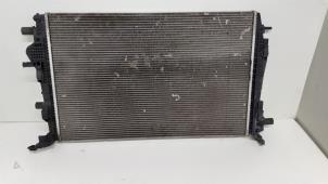 Gebruikte Radiateur Renault Scénic III (JZ) 1.9 dCi Prijs € 50,00 Margeregeling aangeboden door Autodemontage van de Laar