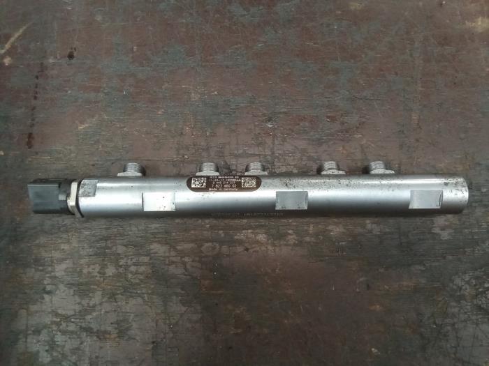 Gebruikte Injector brug Mini Mini (R56) 1.6 One D 16V Prijs € 75,00 Margeregeling aangeboden door Autodemontage van de Laar