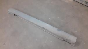 Gebruikte Sideskirt rechts Seat Altea XL (5P5) 1.4 TSI 16V Prijs € 40,00 Margeregeling aangeboden door Autodemontage van de Laar