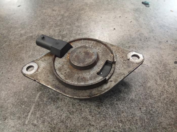 Gebruikte Sensor Nokkenas Opel Corsa D 1.2 16V Prijs € 30,00 Margeregeling aangeboden door Autodemontage van de Laar