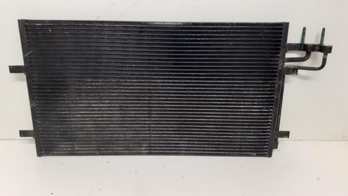 Gebruikte Airco Radiateur Ford Focus C-Max 1.6 16V Prijs € 70,00 Margeregeling aangeboden door Autodemontage van de Laar