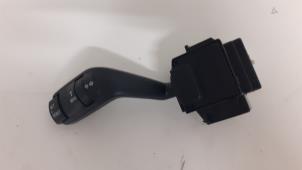 Gebruikte Knipperlicht Schakelaar Ford Focus C-Max 1.6 16V Prijs € 35,00 Margeregeling aangeboden door Autodemontage van de Laar
