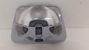 Gebruikte Binnenverlichting voor Mercedes C Combi (S203) 2.7 C-270 CDI 20V Prijs € 60,00 Margeregeling aangeboden door Autodemontage van de Laar