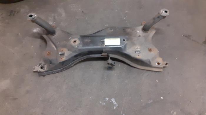 Gebruikte Subframe Suzuki Alto 1.0 12V Prijs € 100,00 Margeregeling aangeboden door Autodemontage van de Laar